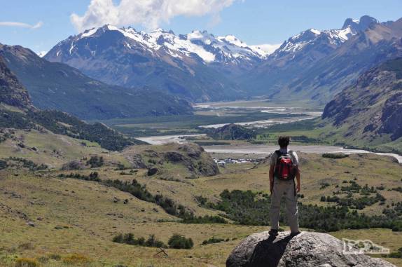 A fantástica paisagem do Parque Nacional Los Glaciares, durante a trilha da Loma del Pliegue Tumbado, perto de El Chaltén, na patagônia argentina